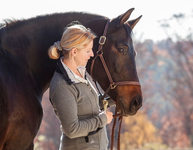 Ein unzertrennliches Paar: Gundula Lorenz und ihre Stute Fabiola / Foto: MAM-Arts Meieregger Ein unzertrennliches Paar: Gundula Lorenz und ihre Stute Fabiola / Foto: MAM-Arts Meieregger